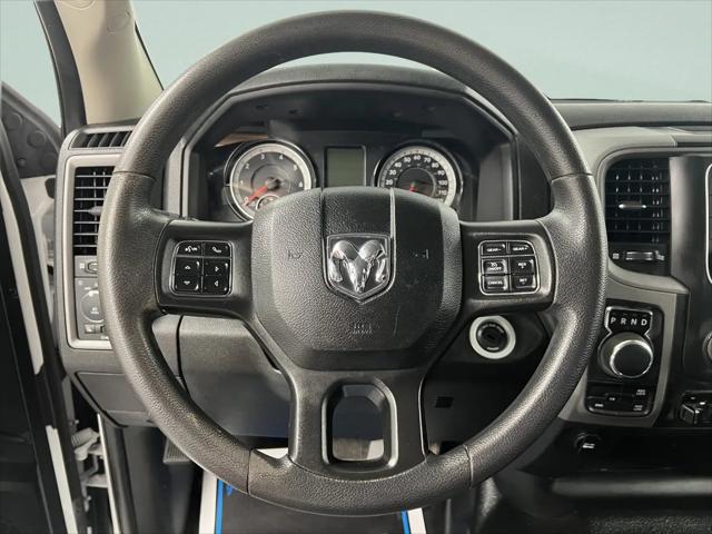 2024 Ram 1500 Classic Tradesman Crew Cab 4x4 64 Box