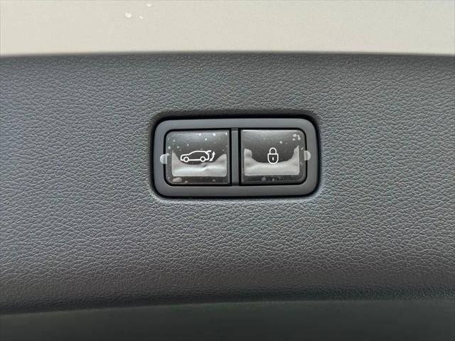 2027 Genesis GV80 2.5T Select