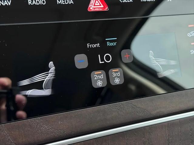 2027 Genesis GV80 2.5T Select