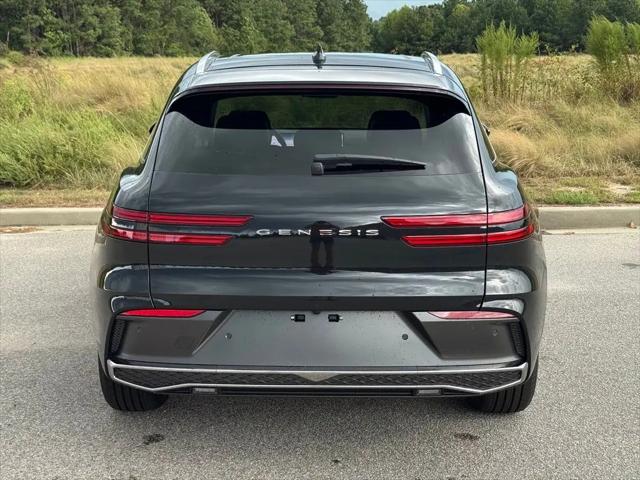 2027 Genesis GV70 2.5T Select