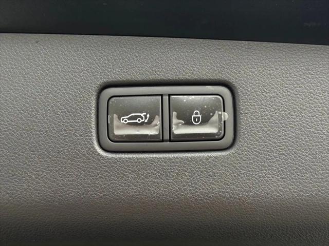 2027 Genesis GV70 2.5T Select