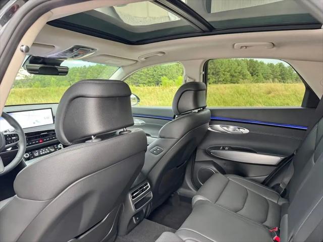 2027 Genesis GV70 2.5T Select