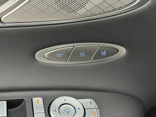 2027 Genesis GV70 2.5T Select
