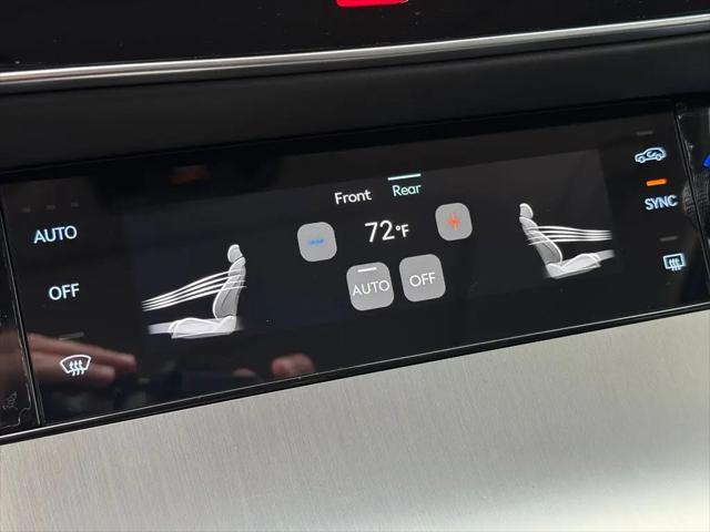 2027 Genesis GV70 2.5T Select
