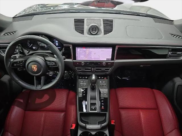 2025 Porsche Macan S