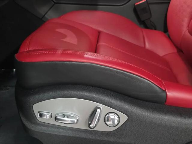 2025 Porsche Macan S