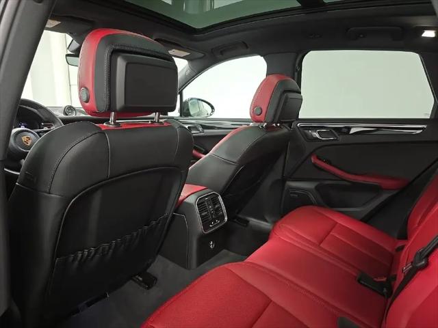 2025 Porsche Macan S