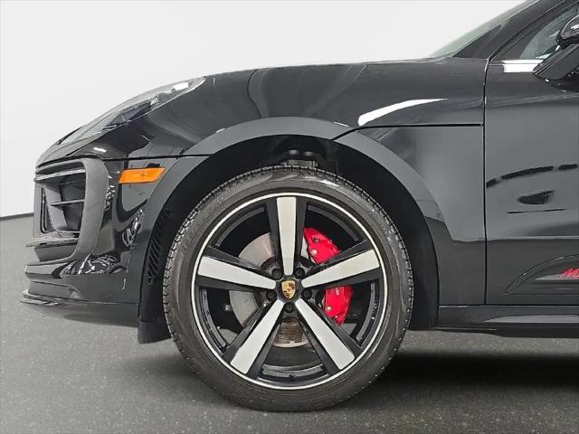 2025 Porsche Macan S