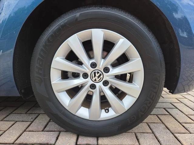 2019 Volkswagen Beetle 2.0T S