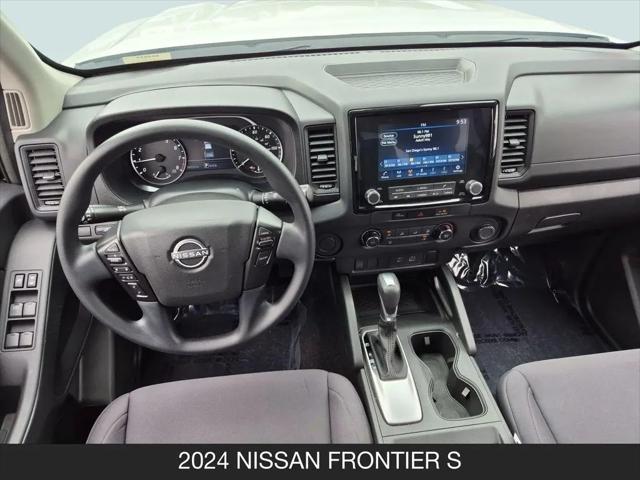2024 Nissan Frontier Crew Cab S 4x2