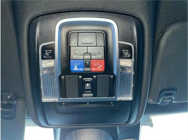 2019 Ram 1500 Limited Crew Cab 4x4 57 Box