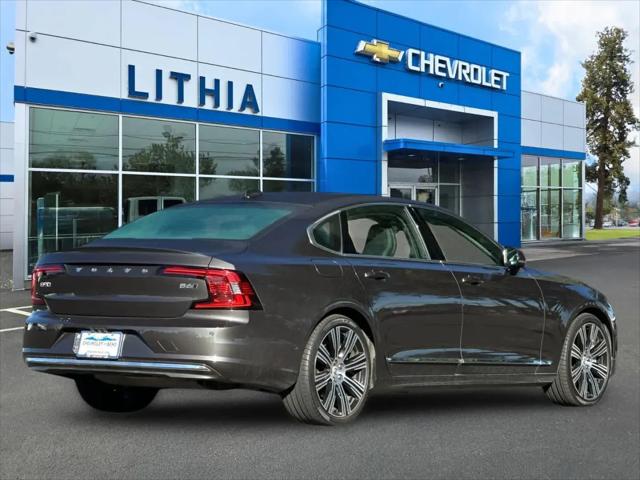 2023 Volvo S90 B6 Plus