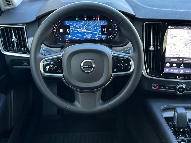 2023 Volvo S90 B6 Plus