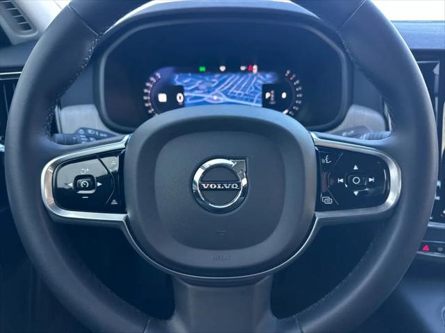 2023 Volvo S90 B6 Plus