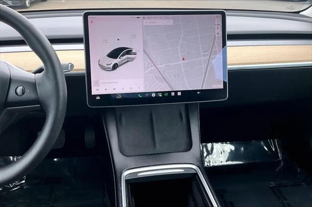 2021 Tesla Model 3 Standard Range Plus Rear-Wheel Drive