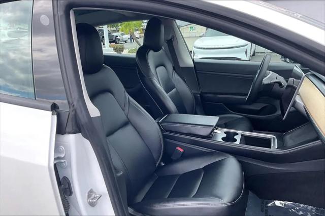 2021 Tesla Model 3 Standard Range Plus Rear-Wheel Drive