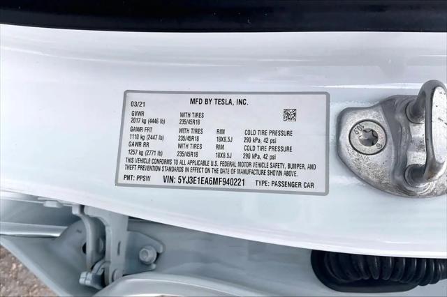 2021 Tesla Model 3 Standard Range Plus Rear-Wheel Drive