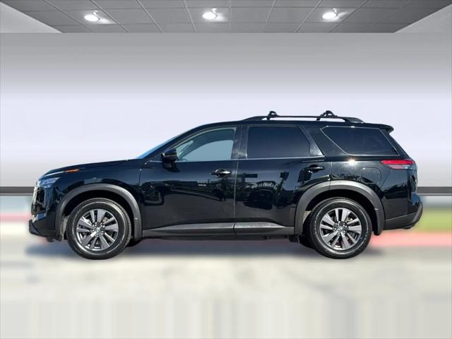 2022 Nissan Pathfinder SV 2WD