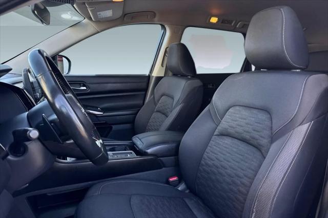 2022 Nissan Pathfinder SV 2WD