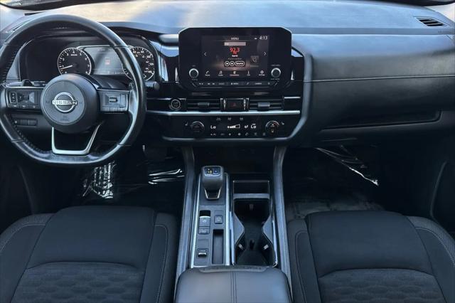 2022 Nissan Pathfinder SV 2WD