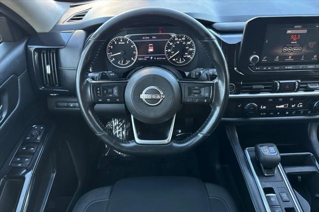 2022 Nissan Pathfinder SV 2WD