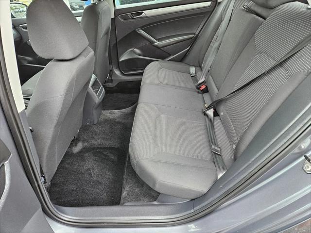 2017 Volkswagen Passat 1.8T S