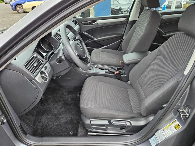 2017 Volkswagen Passat 1.8T S