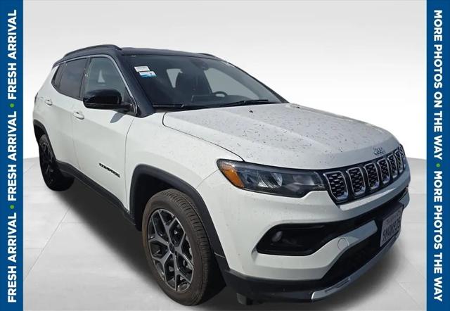 2025 Jeep Compass Limited 4x4 for sale in Dubuque, IA