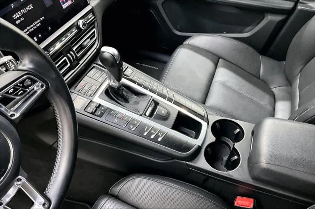 2020 Porsche Macan Macan