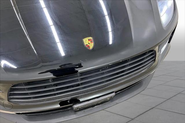 2020 Porsche Macan Macan
