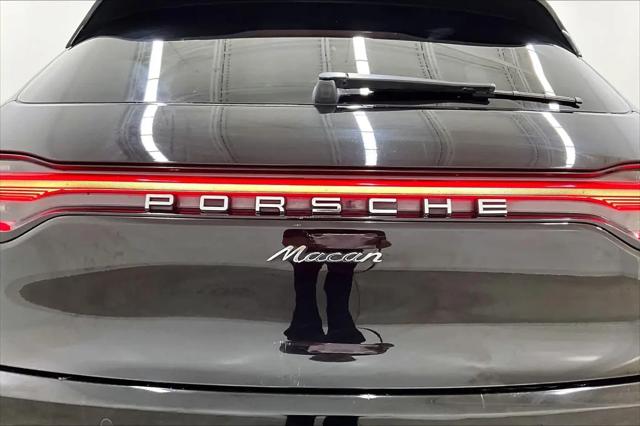 2020 Porsche Macan Macan
