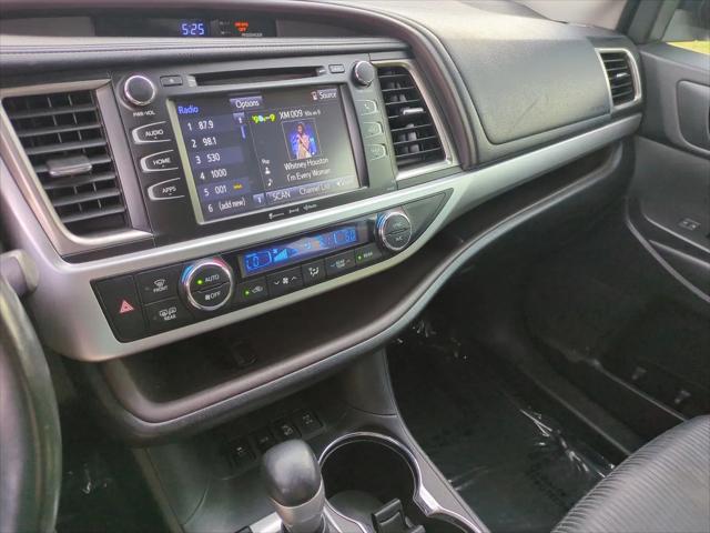 2017 Toyota Highlander LE Plus