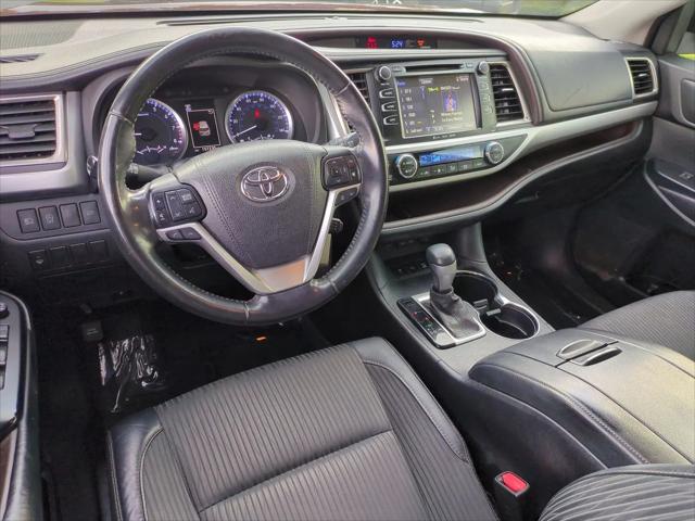 2017 Toyota Highlander LE Plus