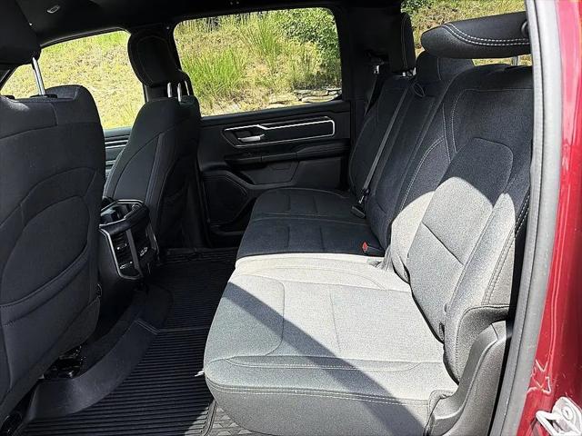 2019 Ram 1500 Big Horn/Lone Star Crew Cab 4x4 57 Box