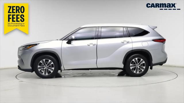 2020 Toyota Highlander XLE for sale in Schaumburg, IL