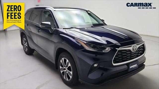 2022 Toyota Highlander XLE for sale in Schaumburg, IL
