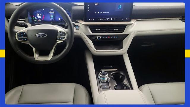 2025 Ford Explorer Active