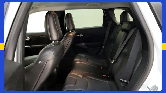 2019 Jeep Cherokee Limited FWD