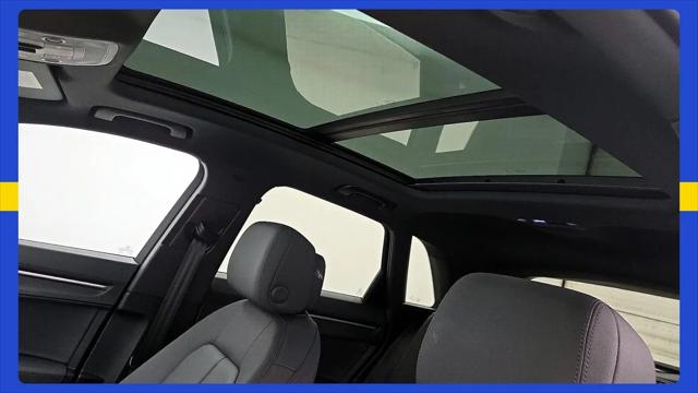 2020 Audi Q3 Premium Plus 45 TFSI S line quattro Tiptronic