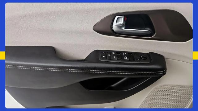 2021 Chrysler Voyager LXI