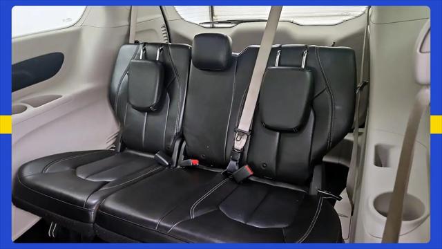 2021 Chrysler Voyager LXI