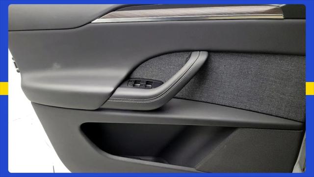 2022 Tesla Model X Dual Motor All-Wheel Drive
