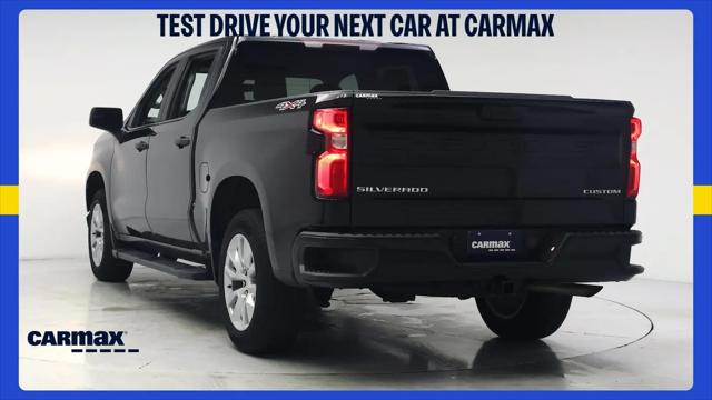 2020 Chevrolet Silverado 1500 4WD Crew Cab Short Bed Custom