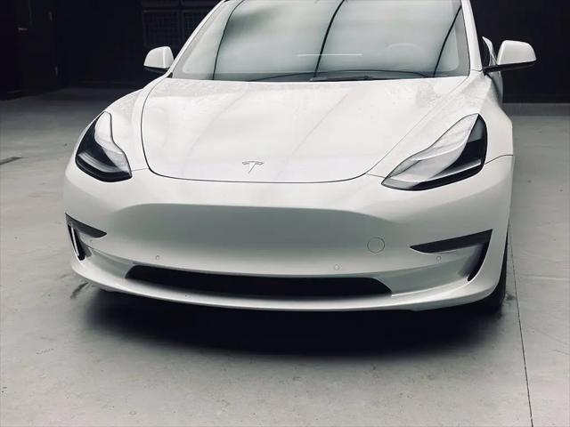 2022 Tesla Model 3 Rear-Wheel Drive