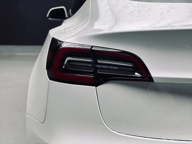 2022 Tesla Model 3 Rear-Wheel Drive