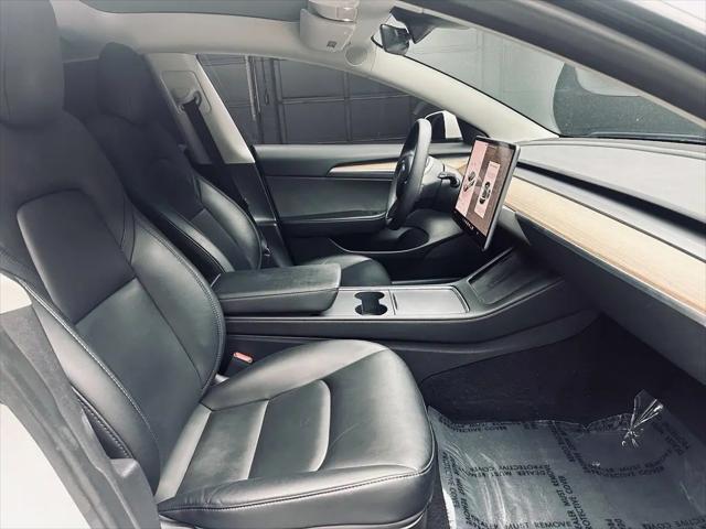 2022 Tesla Model 3 Rear-Wheel Drive