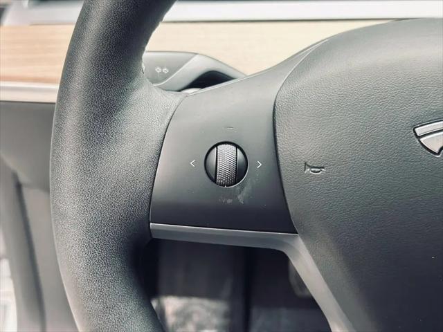 2022 Tesla Model 3 Rear-Wheel Drive