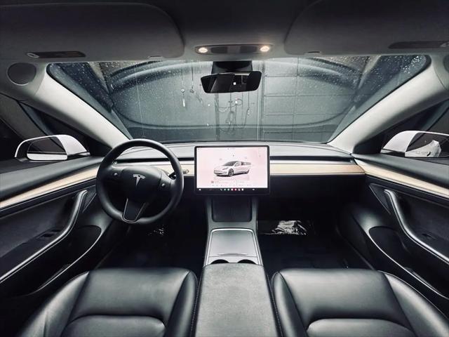 2022 Tesla Model 3 Rear-Wheel Drive
