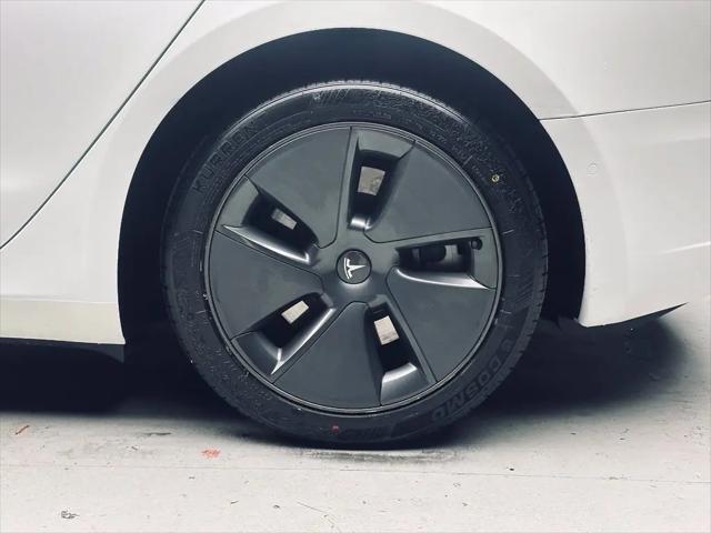 2022 Tesla Model 3 Rear-Wheel Drive