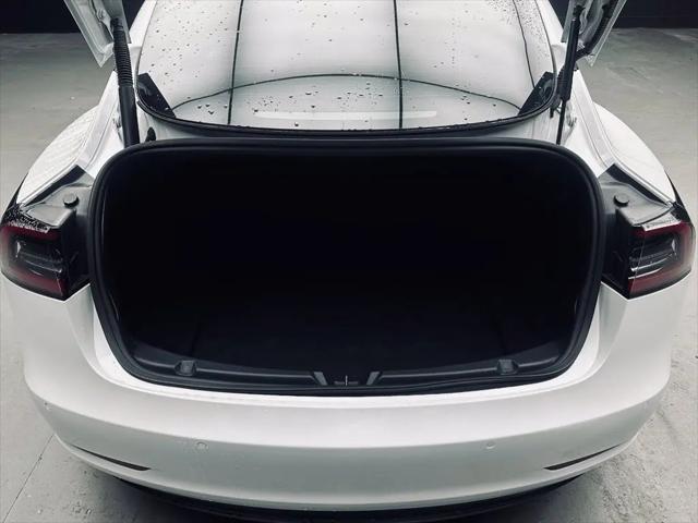 2022 Tesla Model 3 Rear-Wheel Drive